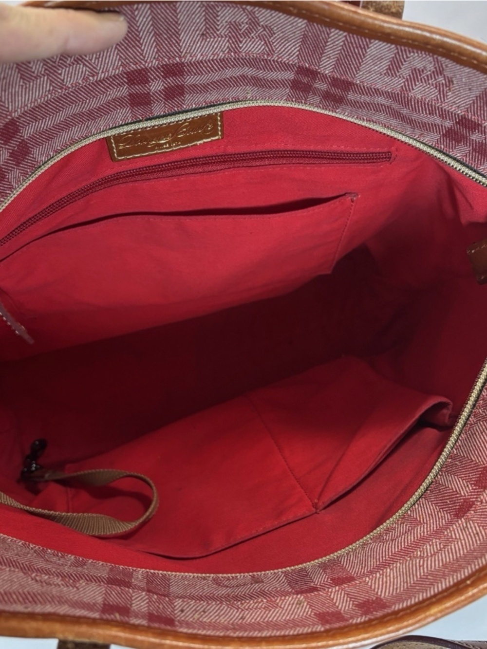 Dooney And Bourke Red Plaid Canvas Signature Large Tote/Red Leather Zip Wallet - Picture 6 of 16